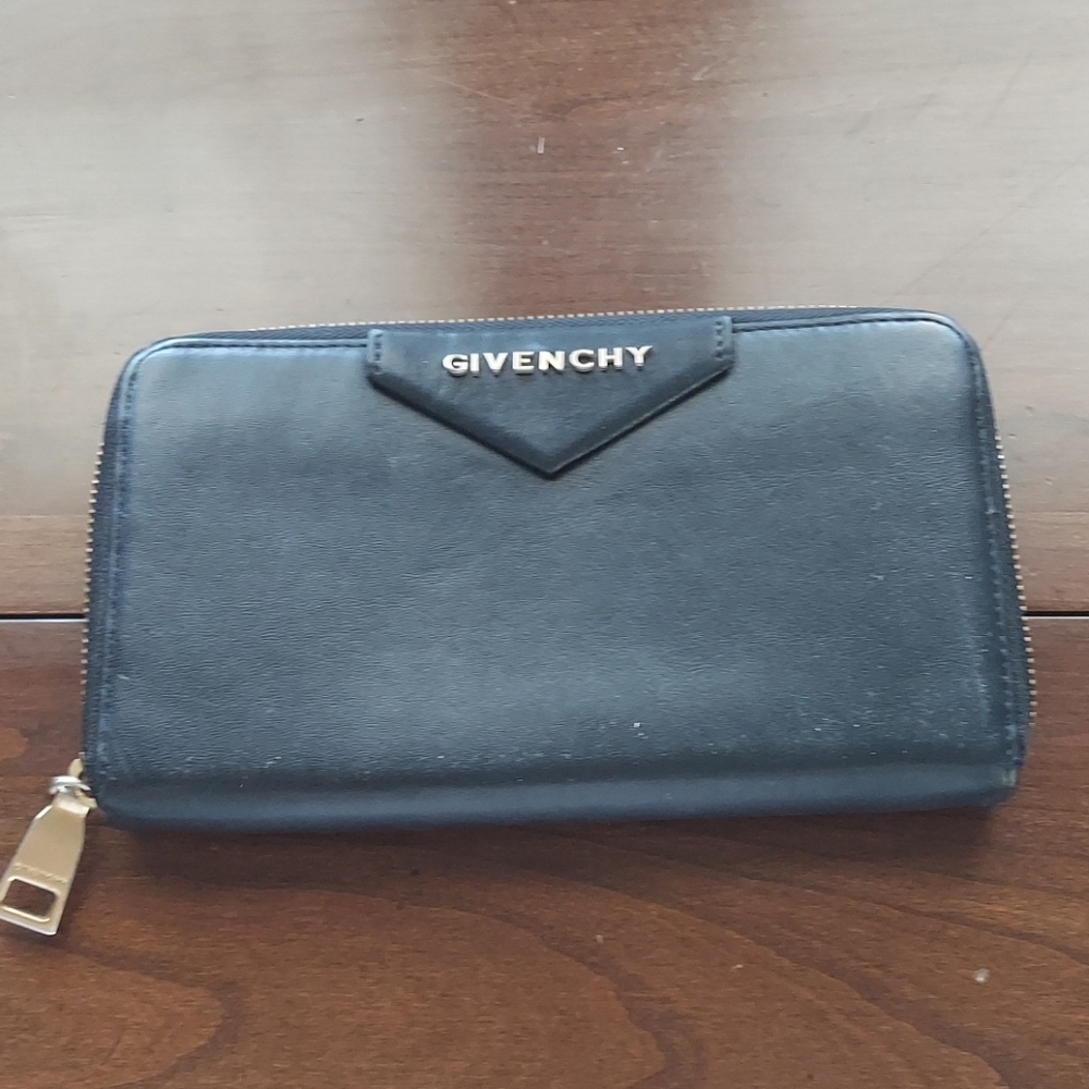 GIVENCHY Wallet